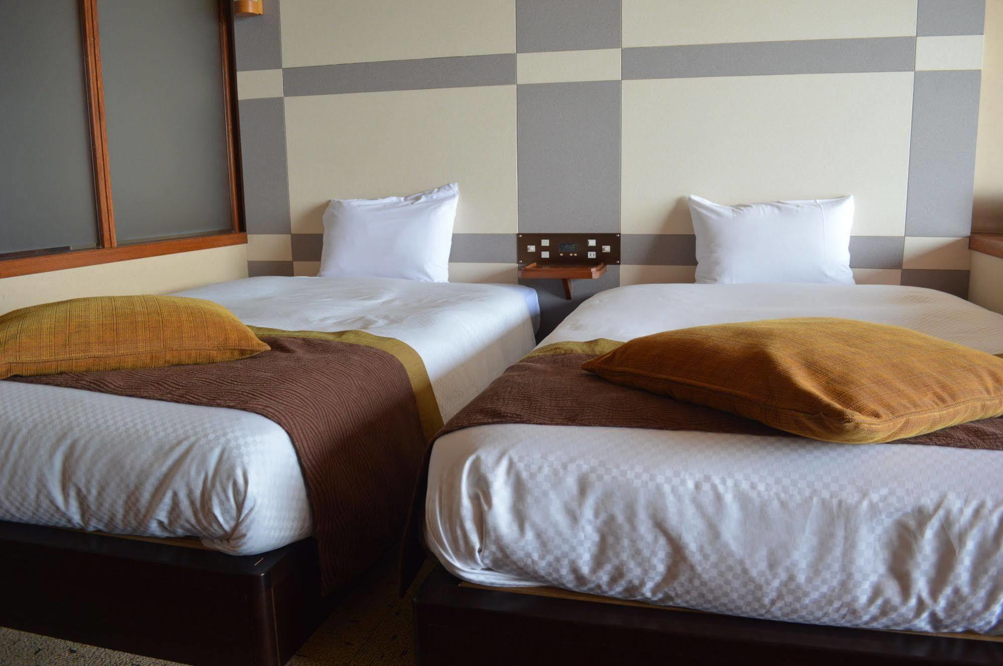 Tenku Hotel Kairo Тоносё Экстерьер фото