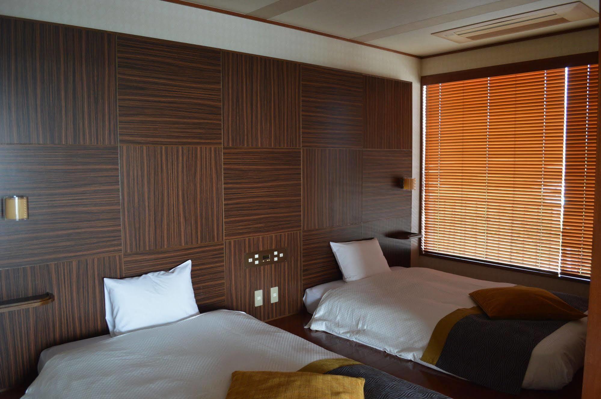 Tenku Hotel Kairo Тоносё Экстерьер фото